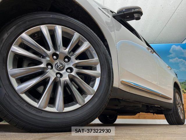 Toyota HARRIER HYBRID 2018-01 5868899-13
