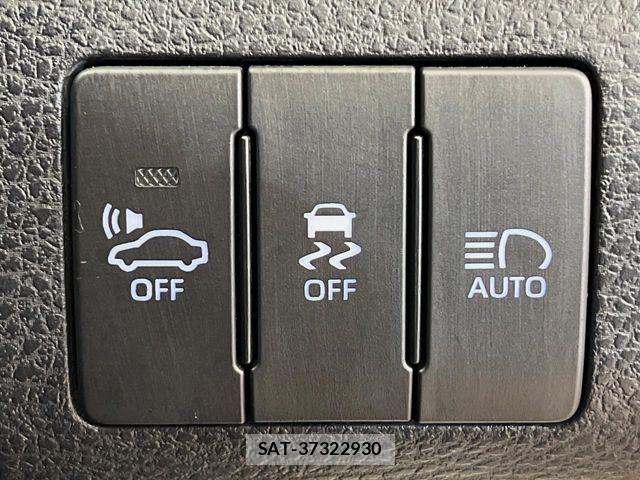 Toyota HARRIER HYBRID 2018-01 5868899-5