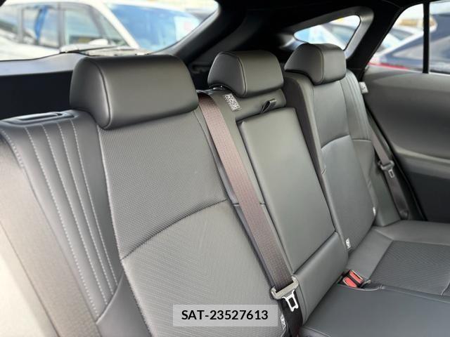 Toyota HARRIER HYBRID 2026-03 5868701-9