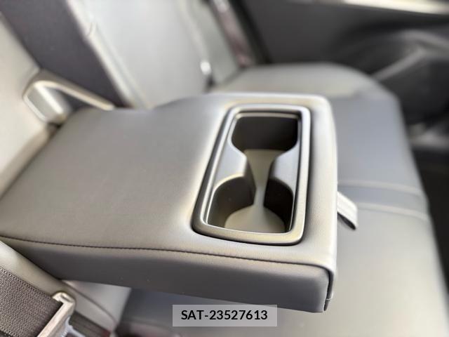 Toyota HARRIER HYBRID 2026-03 5868701-11