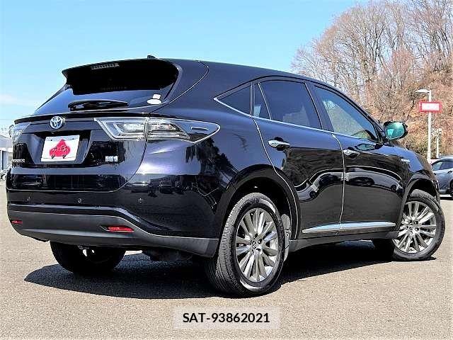 Toyota HARRIER HYBRID 2016-03 5868901-2