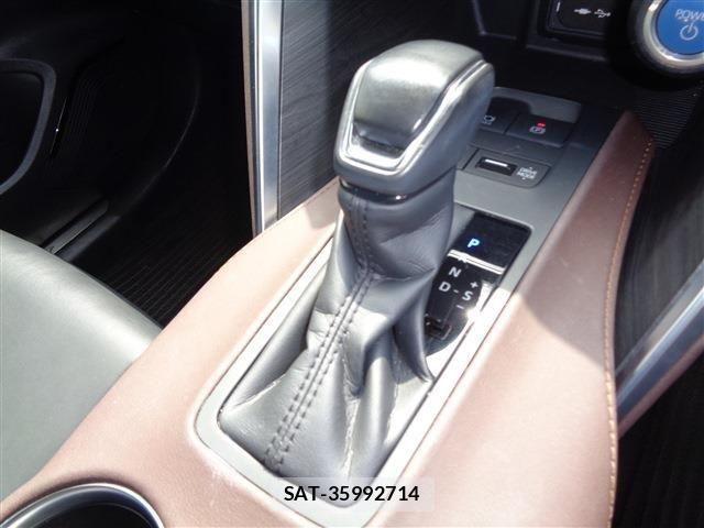 Toyota HARRIER HYBRID 2021-02 5868837-29