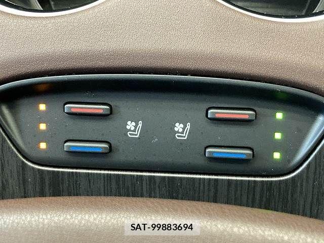 Toyota HARRIER HYBRID 2021-08 6215204-9