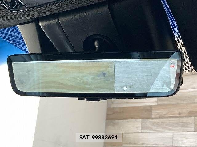 Toyota HARRIER HYBRID 2021-08 6215204-5