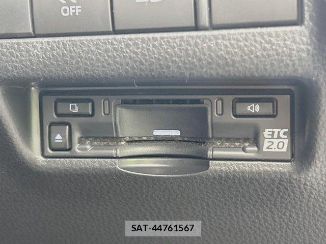 Toyota HARRIER HYBRID 2024-02 6244333-6