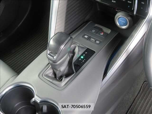 Toyota HARRIER HYBRID 2021-03 6526248-11