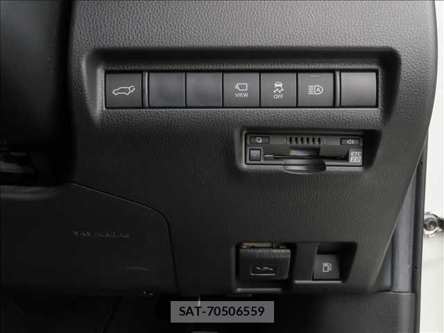 Toyota HARRIER HYBRID 2021-03 6526248-13