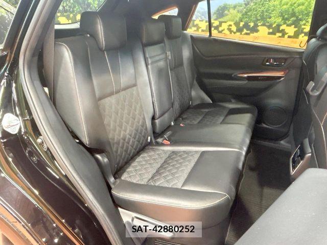 Toyota HARRIER HYBRID 2015-01 6612160-9