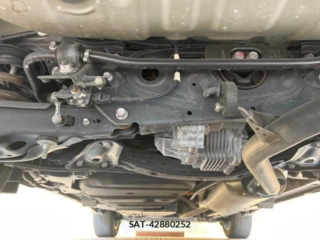 Toyota HARRIER HYBRID 2015-01 6612160-19