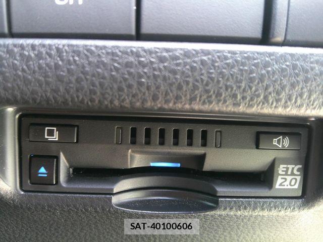 Toyota HARRIER HYBRID 2021-04 6612146-5
