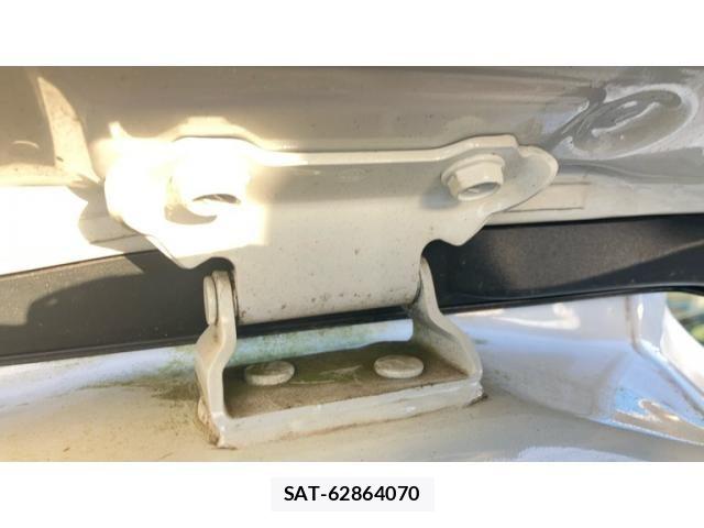 Toyota HARRIER HYBRID 2018-11 6612161-16