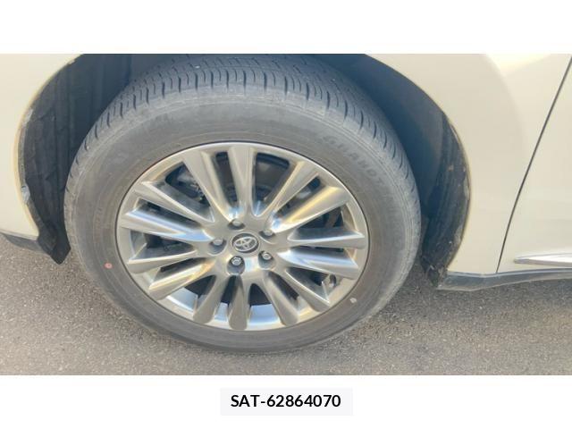 Toyota HARRIER HYBRID 2018-11 6612161-23