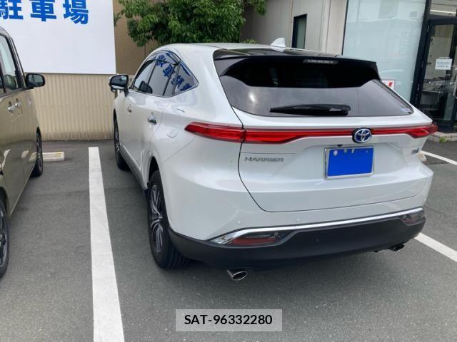 Toyota HARRIER HYBRID 2023-11 6641651-3