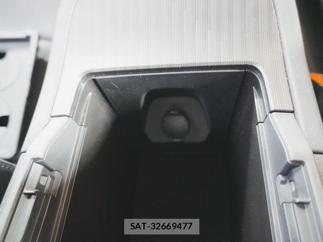 Toyota HARRIER HYBRID 2020-12 6641642-19