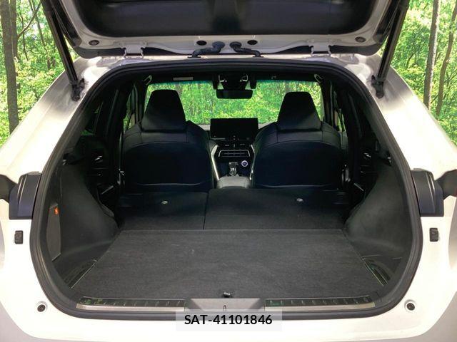 Toyota HARRIER HYBRID 2021-08 6676147-9