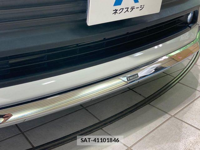 Toyota HARRIER HYBRID 2021-08 6676147-2