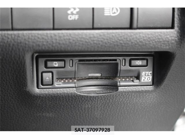 Toyota HARRIER HYBRID 2023-08 6676149-6