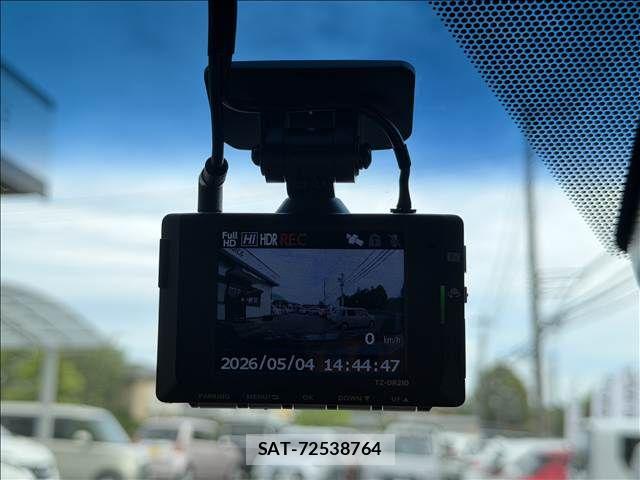 Toyota HARRIER HYBRID 2023-02 6691039-14
