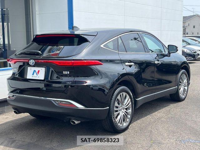 Toyota HARRIER HYBRID 2023-11 6716226-14
