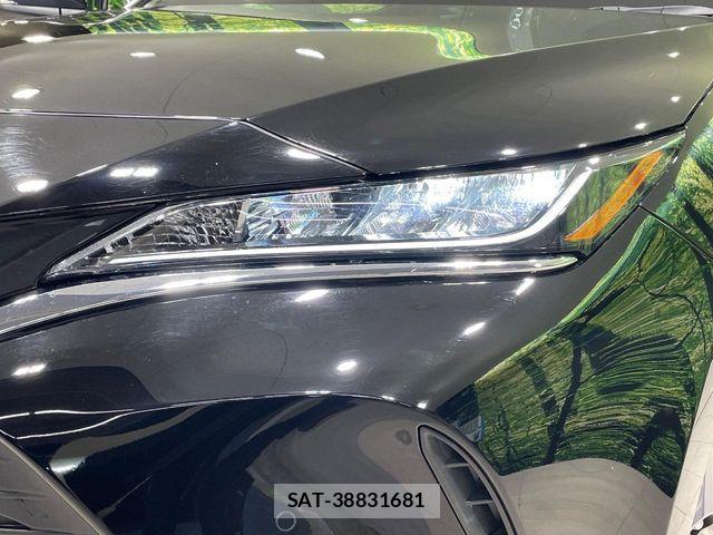 Toyota HARRIER HYBRID 2022-11 6751793-12