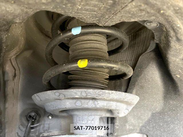 Toyota HARRIER HYBRID 2022-02 6751772-19