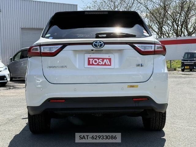 Toyota HARRIER HYBRID 2018-02 6815167-18