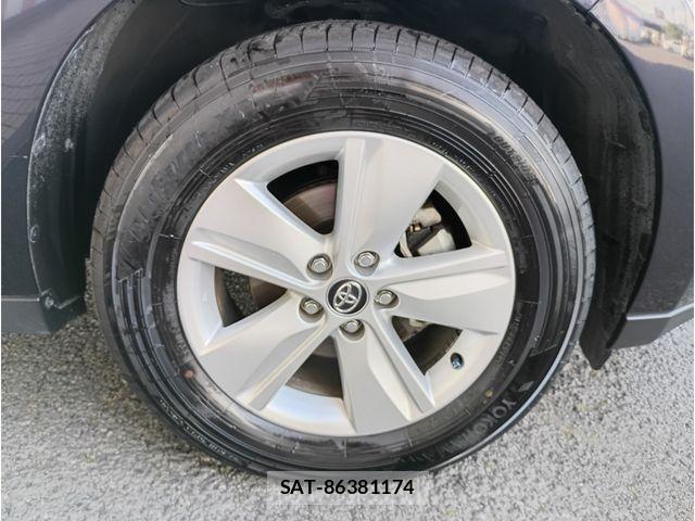 Toyota HARRIER HYBRID 2015-06 6815175-18