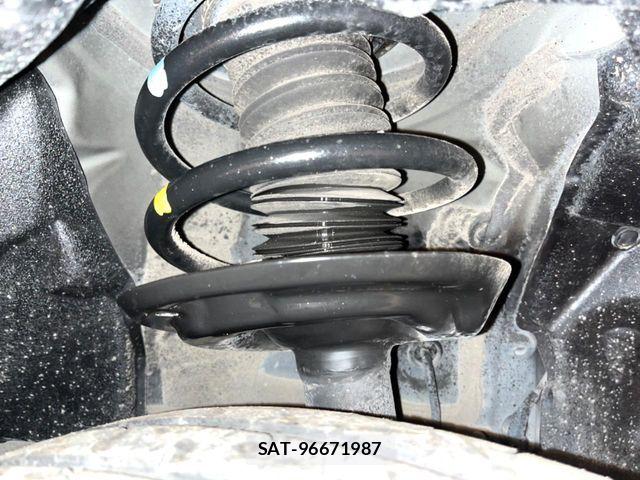 Toyota HARRIER HYBRID 2021-10 6815152-19