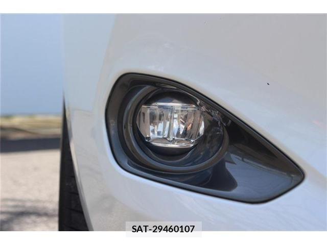 Toyota HARRIER HYBRID 2015-03 6815169-15