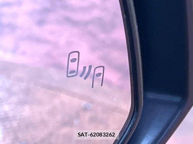Toyota HARRIER HYBRID 2022-05 6815146-6