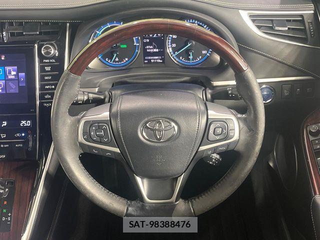 Toyota HARRIER HYBRID 2015-01 6906011-11