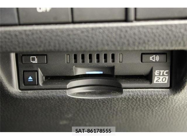 Toyota HARRIER HYBRID 2021-03 6905998-4