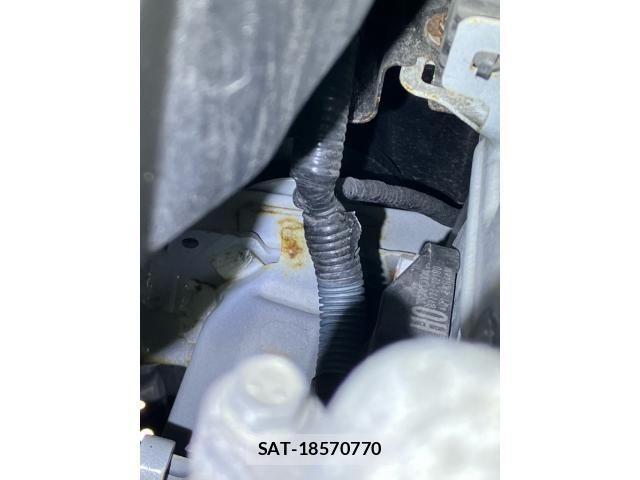 Toyota HARRIER HYBRID 2014-09 6906021-13