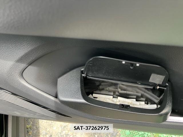 Toyota HARRIER HYBRID 2025-07 6905963-13