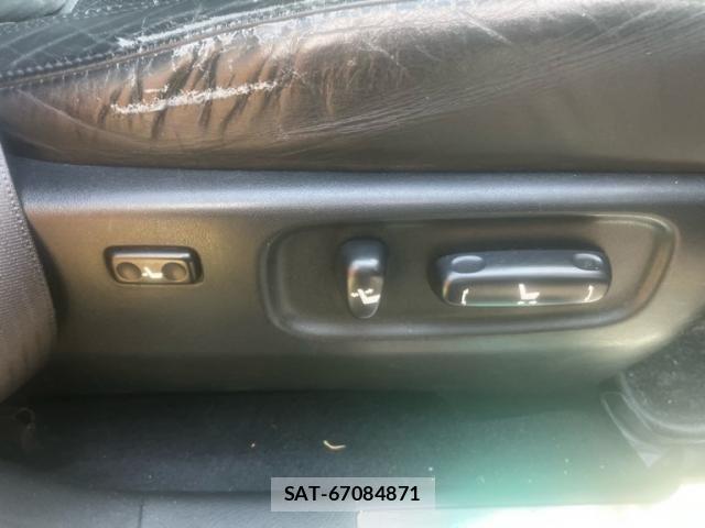 Toyota HARRIER HYBRID 2005-08 6906026-8