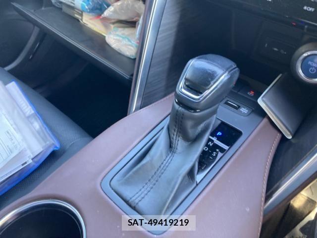 Toyota HARRIER HYBRID 2021-08 6905997-22