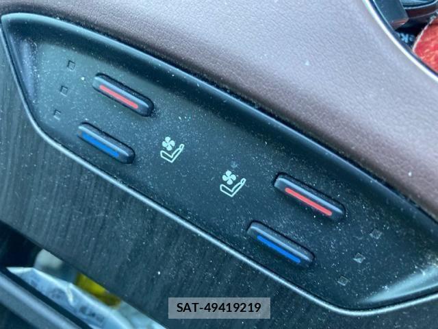 Toyota HARRIER HYBRID 2021-08 6905997-23