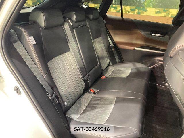 Toyota HARRIER HYBRID 2023-06 6993924-9