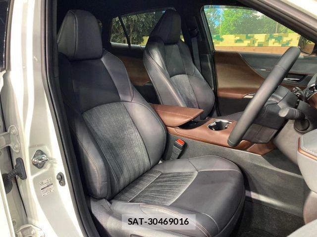 Toyota HARRIER HYBRID 2023-06 6993924-8
