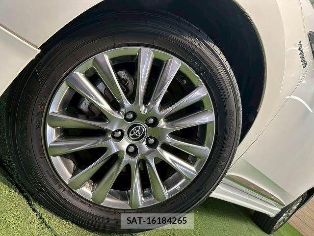 Toyota HARRIER HYBRID 2017-10 6993963-11