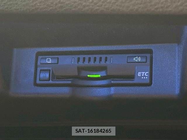 Toyota HARRIER HYBRID 2017-10 6993963-14