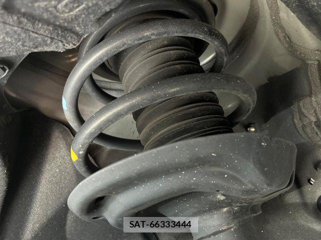 Toyota HARRIER HYBRID 2023-07 6993952-19