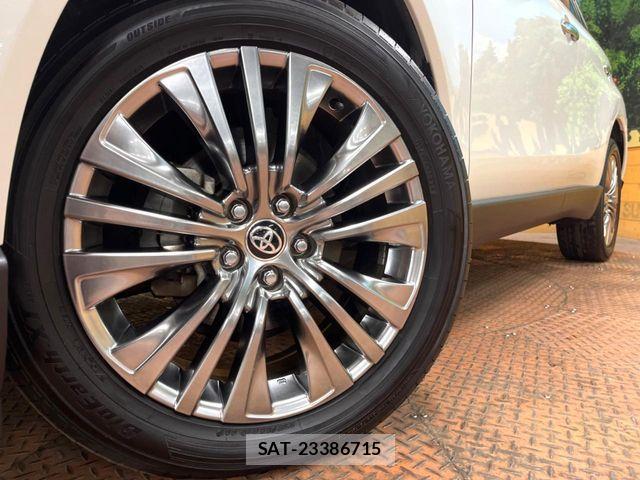 Toyota HARRIER HYBRID 2021-03 7020568-12