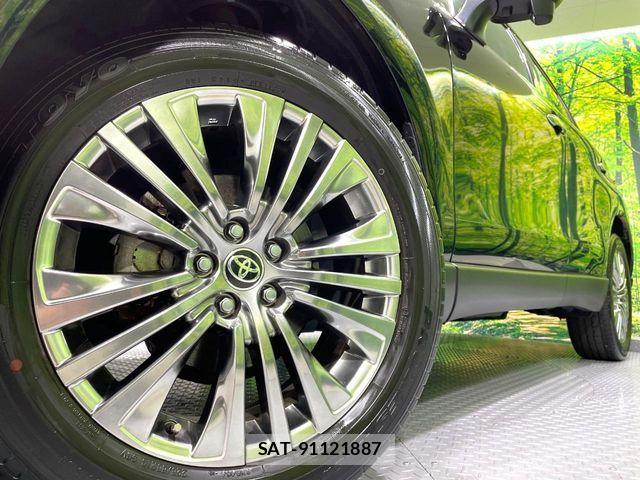 Toyota HARRIER HYBRID 2023-04 7020561-14