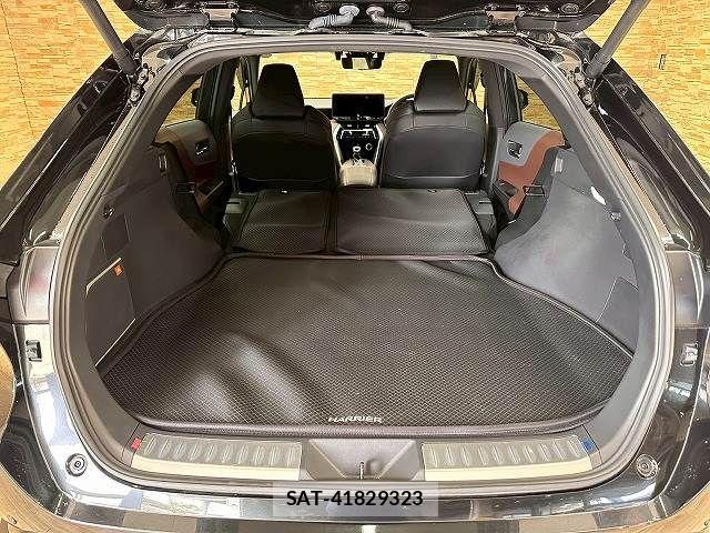 Toyota HARRIER HYBRID 2024-10 7020556-12