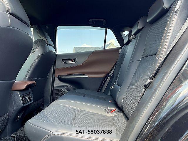 Toyota HARRIER HYBRID 2021-04 7020565-12