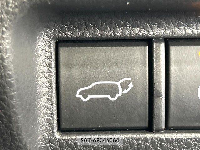 Toyota HARRIER HYBRID 2021-10 7058751-5