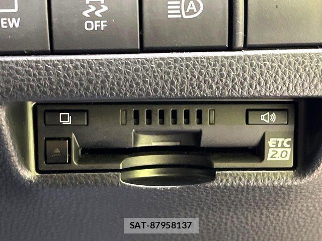 Toyota HARRIER HYBRID 2021-01 7058742-6