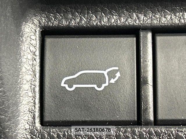 Toyota HARRIER HYBRID 2021-12 7058747-9