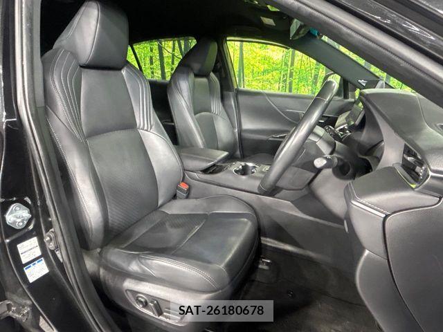 Toyota HARRIER HYBRID 2021-12 7058747-14